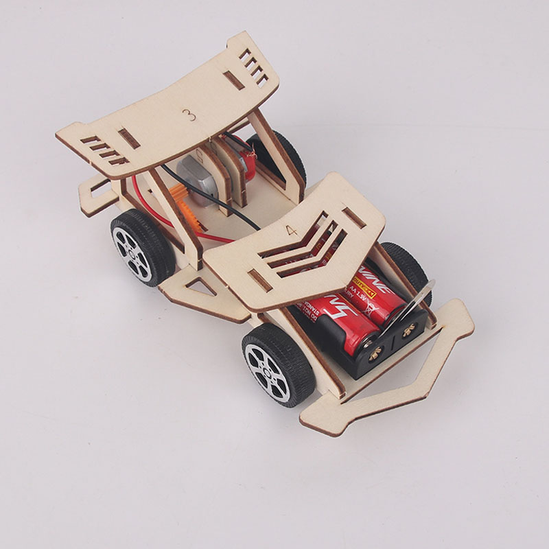 Assembly Racing Science Small  - Science And Invention 评论和价格